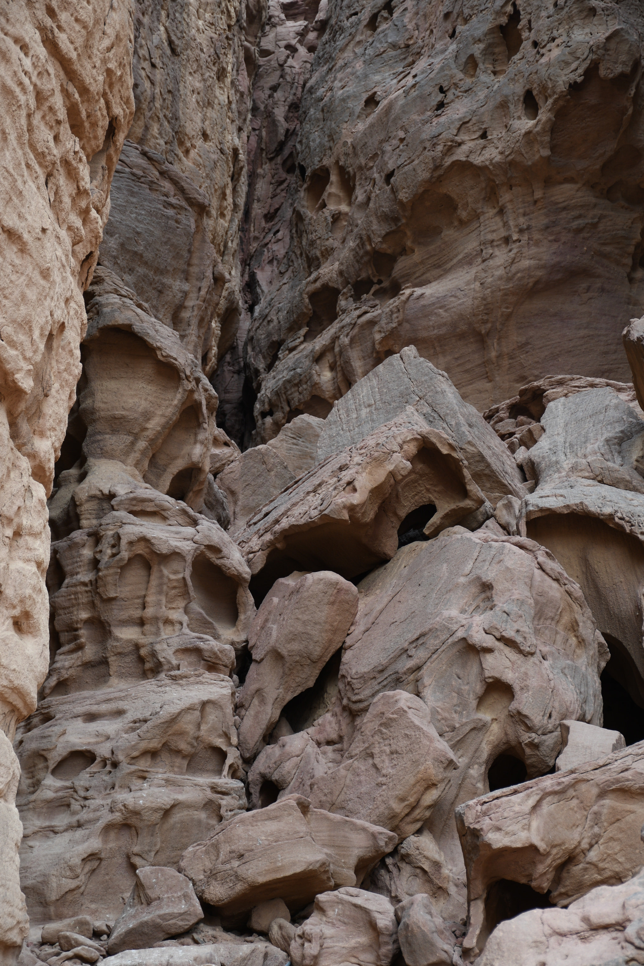 Broken rocks in a groove in the mountain.