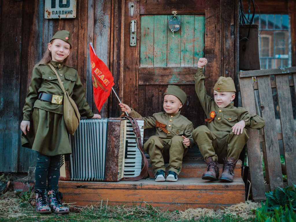 young child in military uniform on holiday day of victory, May 9, Russia. by Yuliya  Shangarey Shangarey on 500px.com