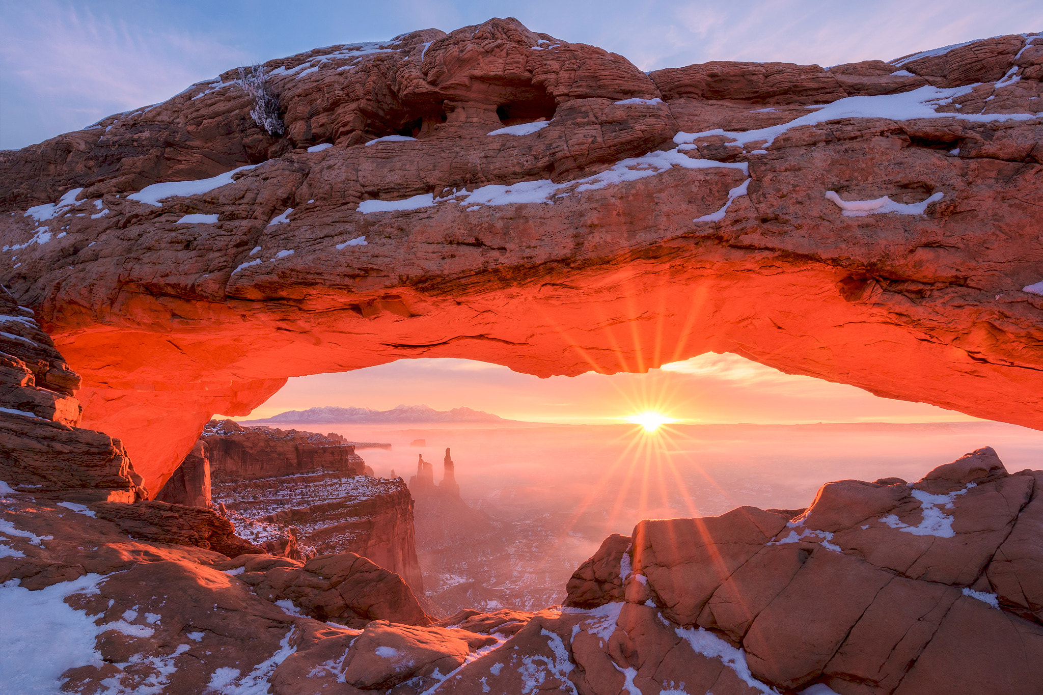 The Golden Arch by Daniel Gastager / 500px