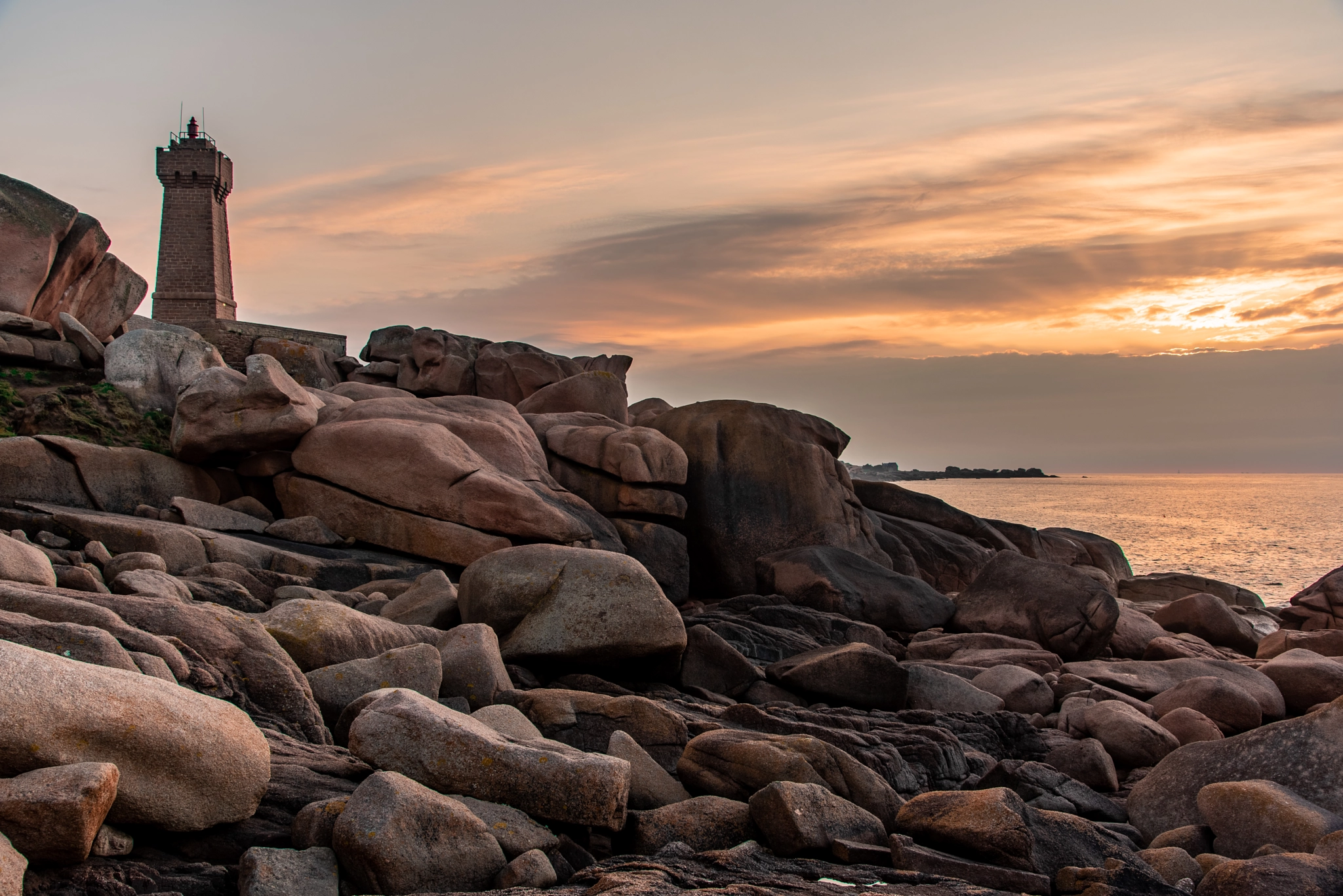 Coucher De Soleil à Ploumanach By Henri Vaugeois 500px