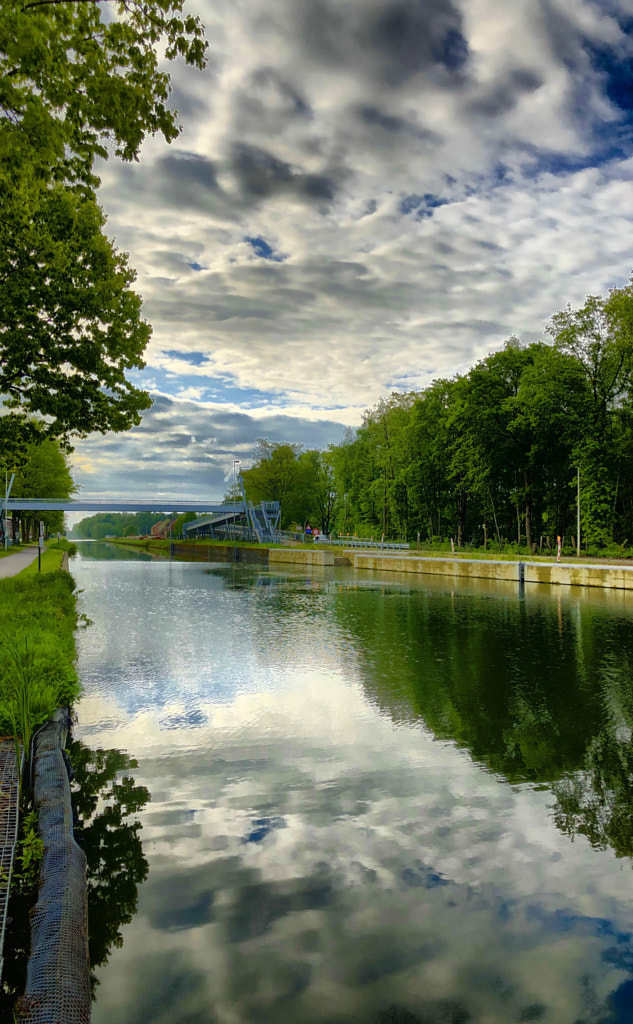 Sky above and below  by Bjorn Beheydt on 500px.com