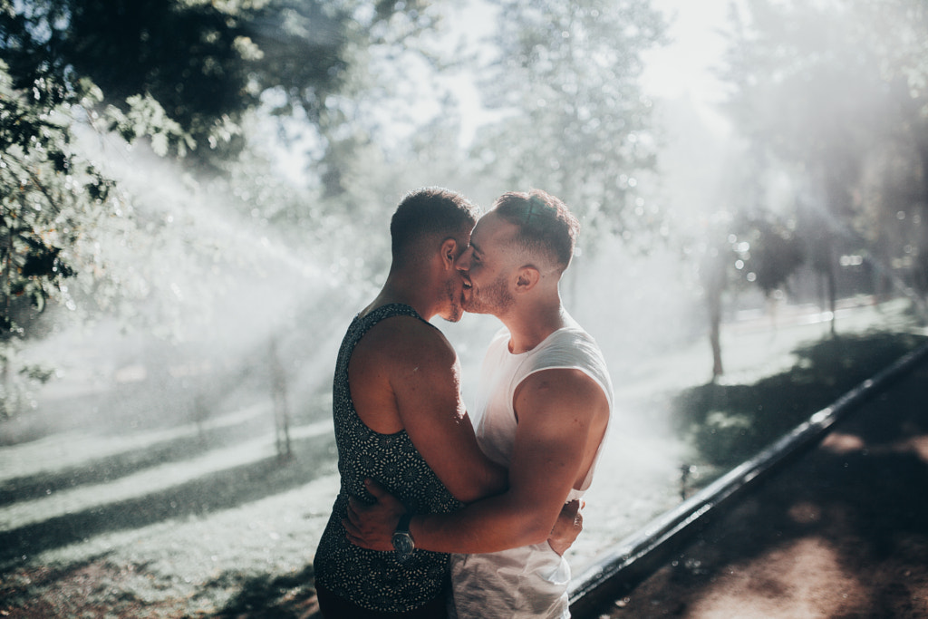 Couple poses - Felipe y Jorge by Nicolas Fuentes on 500px.com