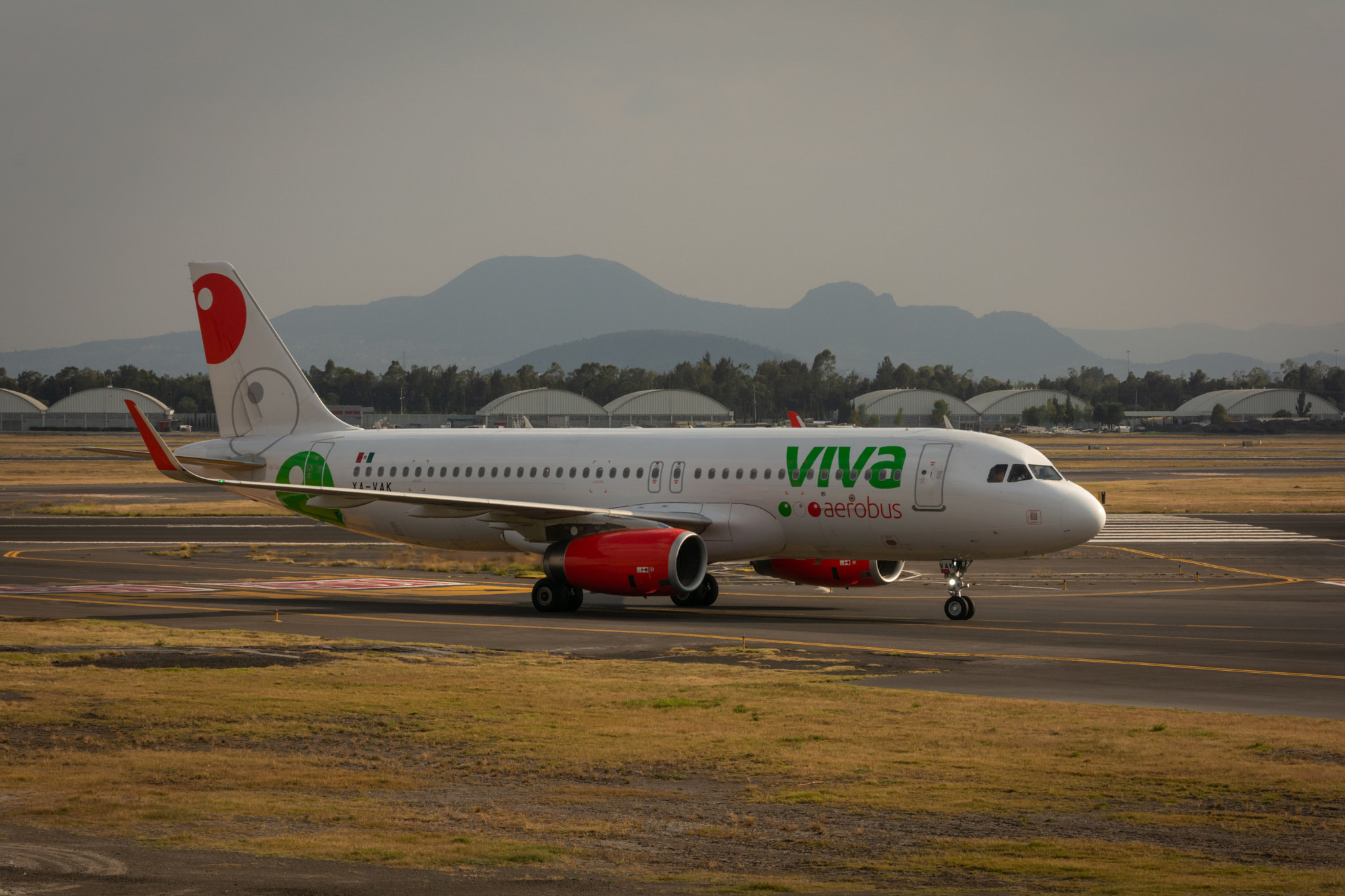 Viva Aerobus A-320