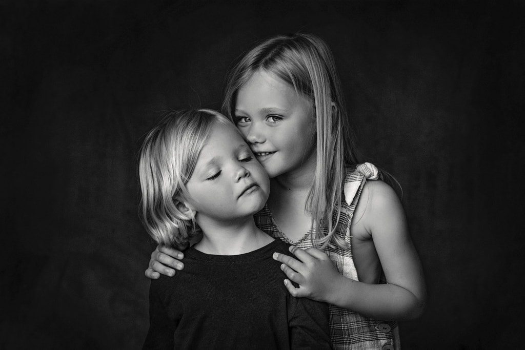 Sisterhood by Maaike Faas Schauer on 500px.com