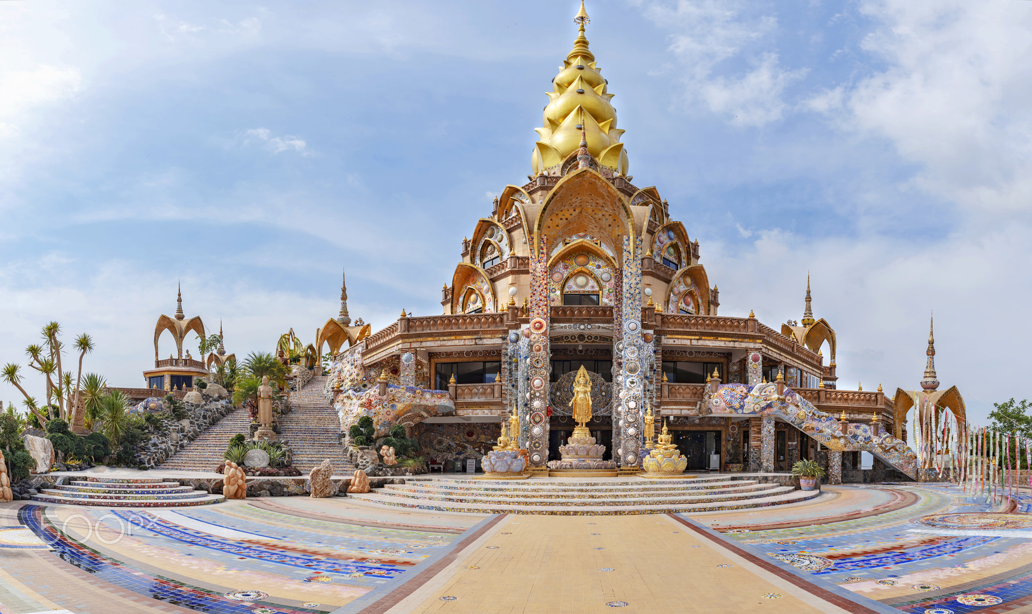 Phasornkaew Temple with Colorful mosaic