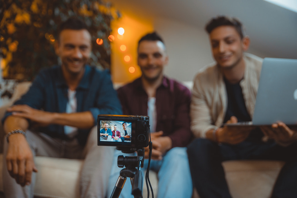 Influencers vlogging from home by Fabio Formaggio on 500px.com