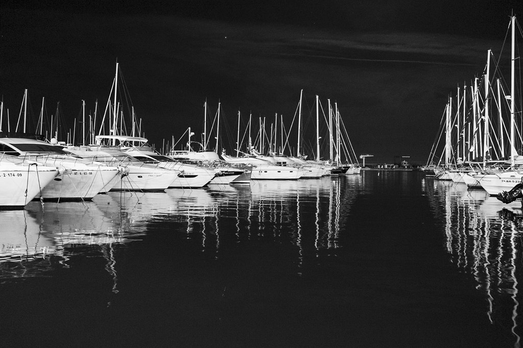 Marine reflections in the night by Ana V. on 500px.com