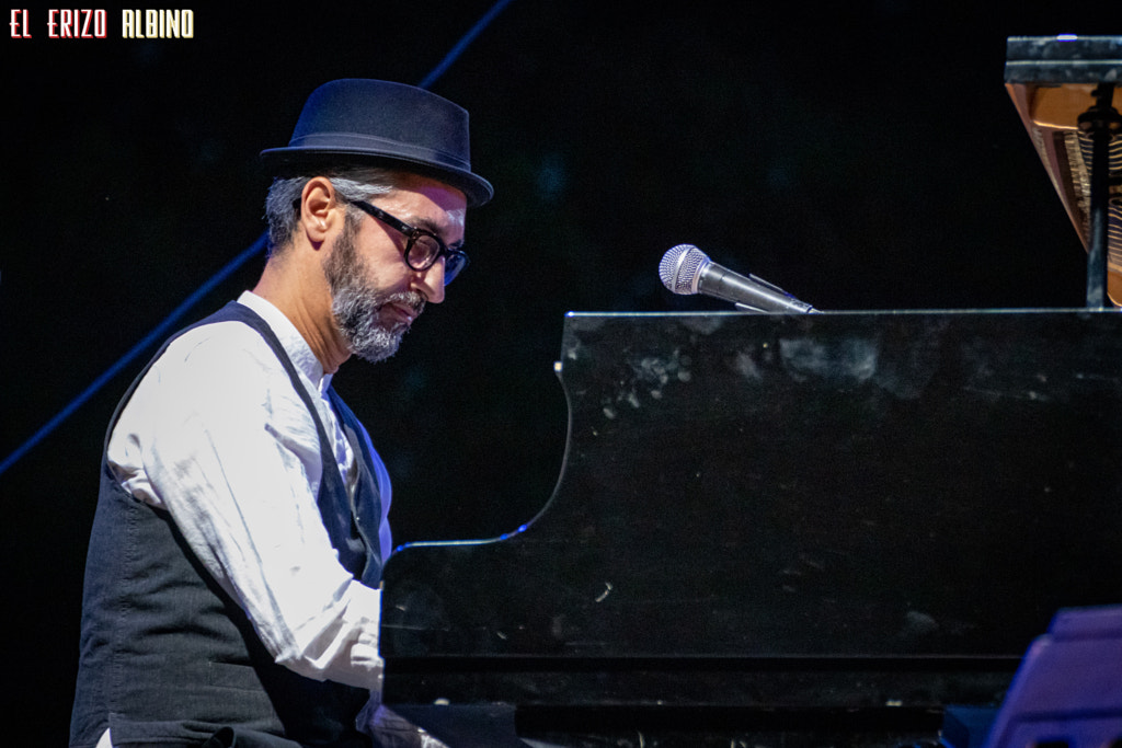 Marlango (Veranos de Pozuelo, 06.07.209) by Erizo Albino on 500px.com