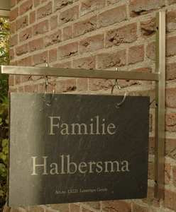 Einzigartige Schilder aus Edelstahl