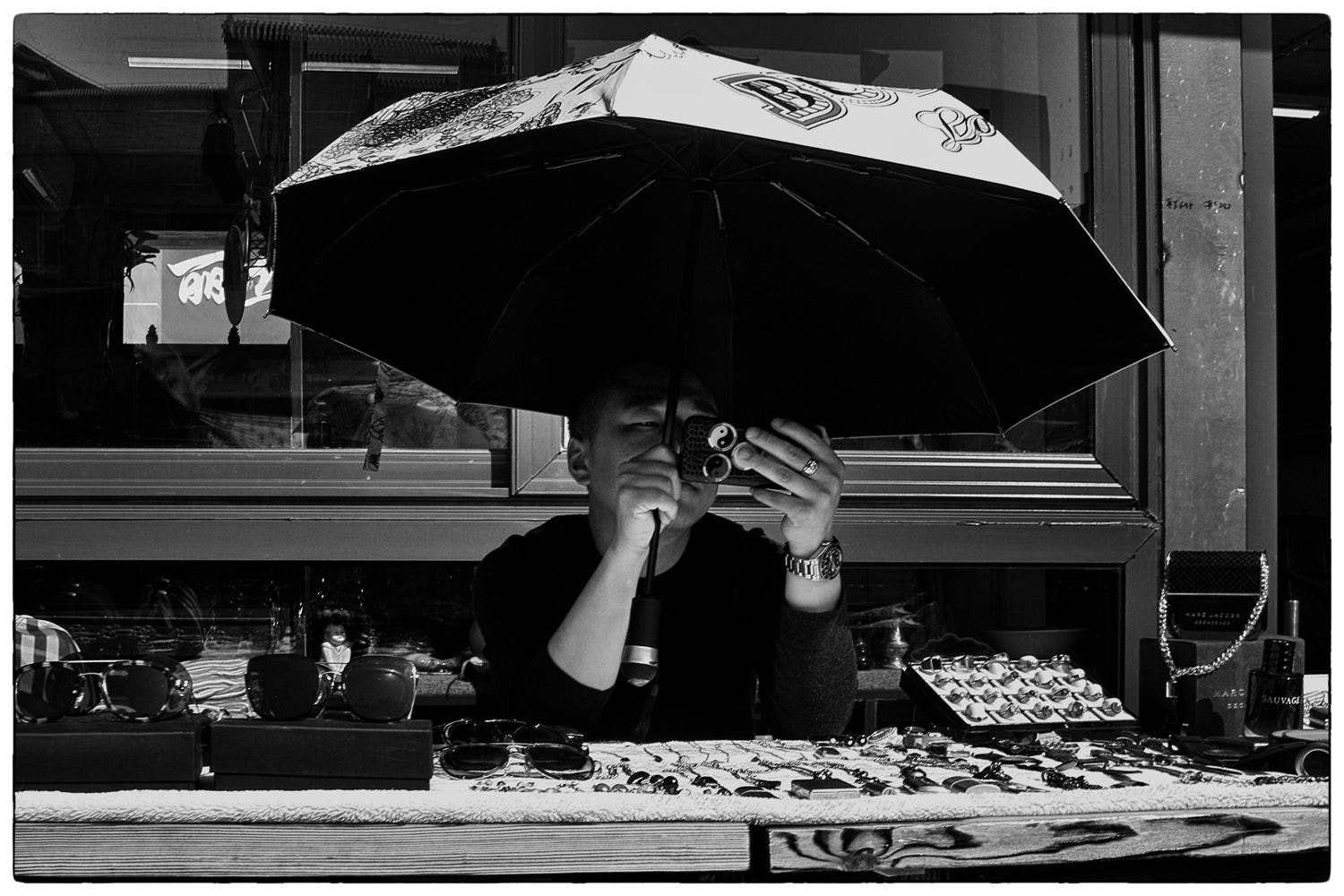 v2?sig=915deede552a45aaac8e00b278bb29106fc2cb8643086f41c4a827b079be6b24