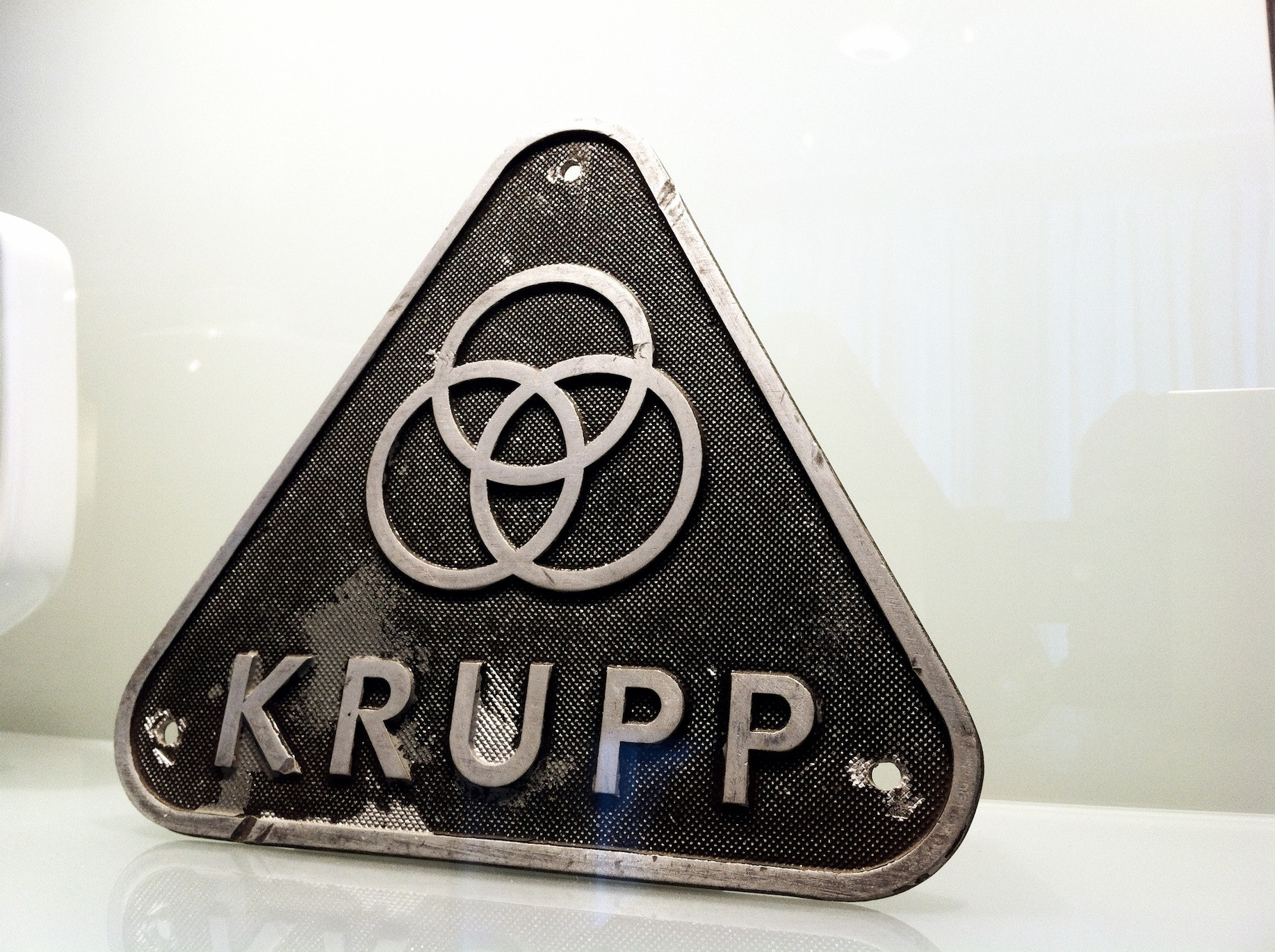 Krupp ag. Krupp. Фирма Крупп. Krupp логотип. Эмблема завода Крупп.