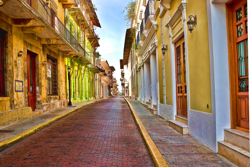 San Felipe, Panama City by Gray Quetti / 500px