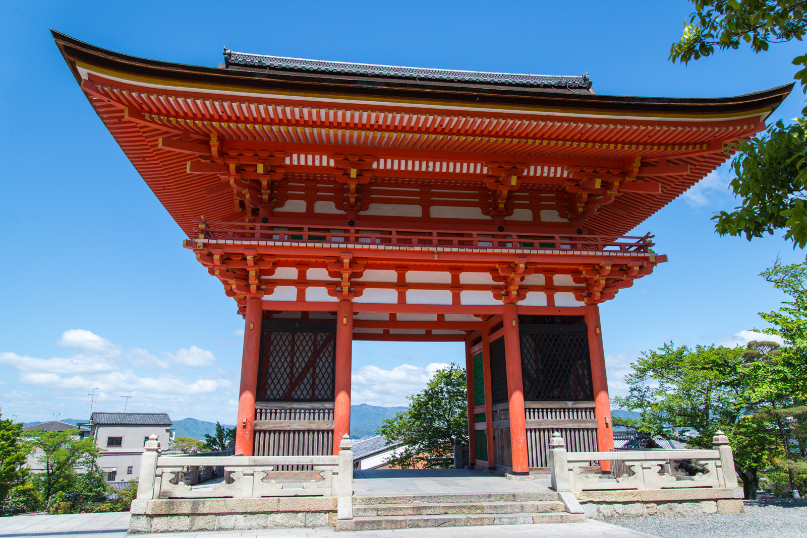 Tainai-Meguri temple in Kyoto by Alexis Plichon / 500px