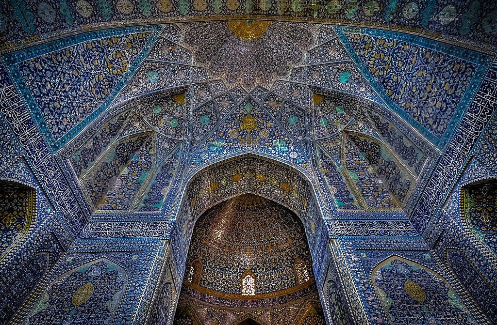 MeSmeRisinG  by Ali KoRdZaDeh on 500px.com