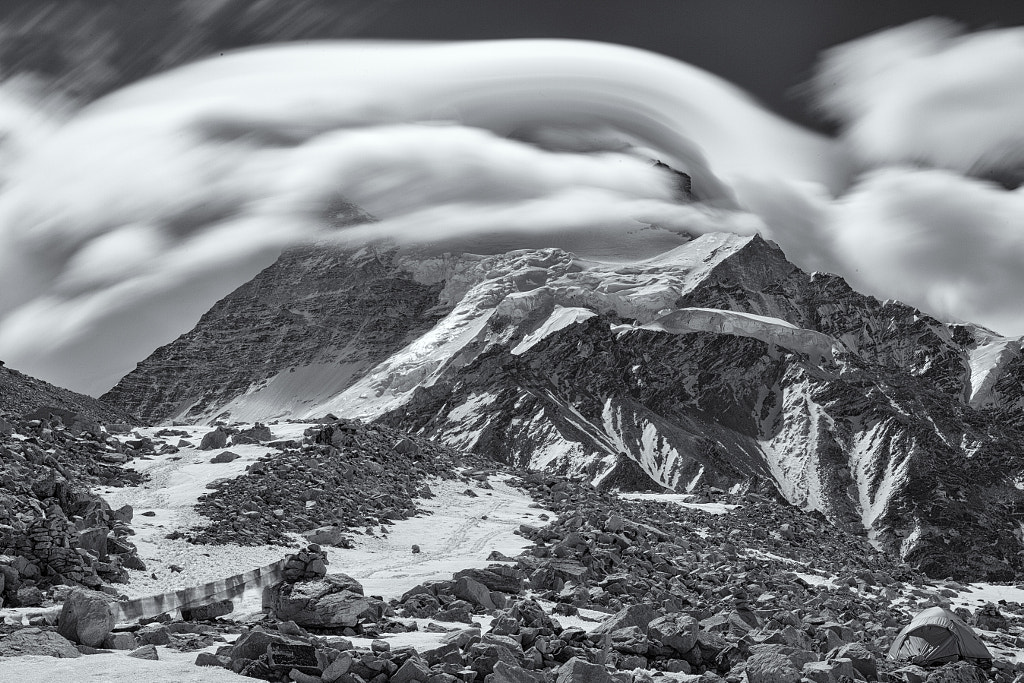 Cloud over Cho Oyu by Charles Masters on 500px.com