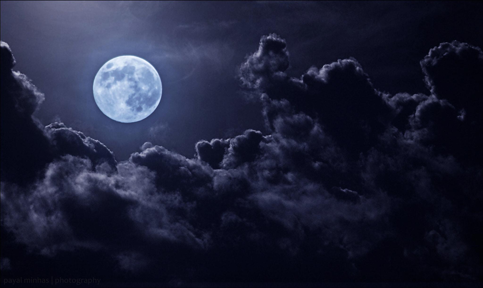 CLOUDY MOON by Payal Minhas / 500px