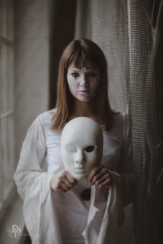 mask by Dasha Pears on 500px.com