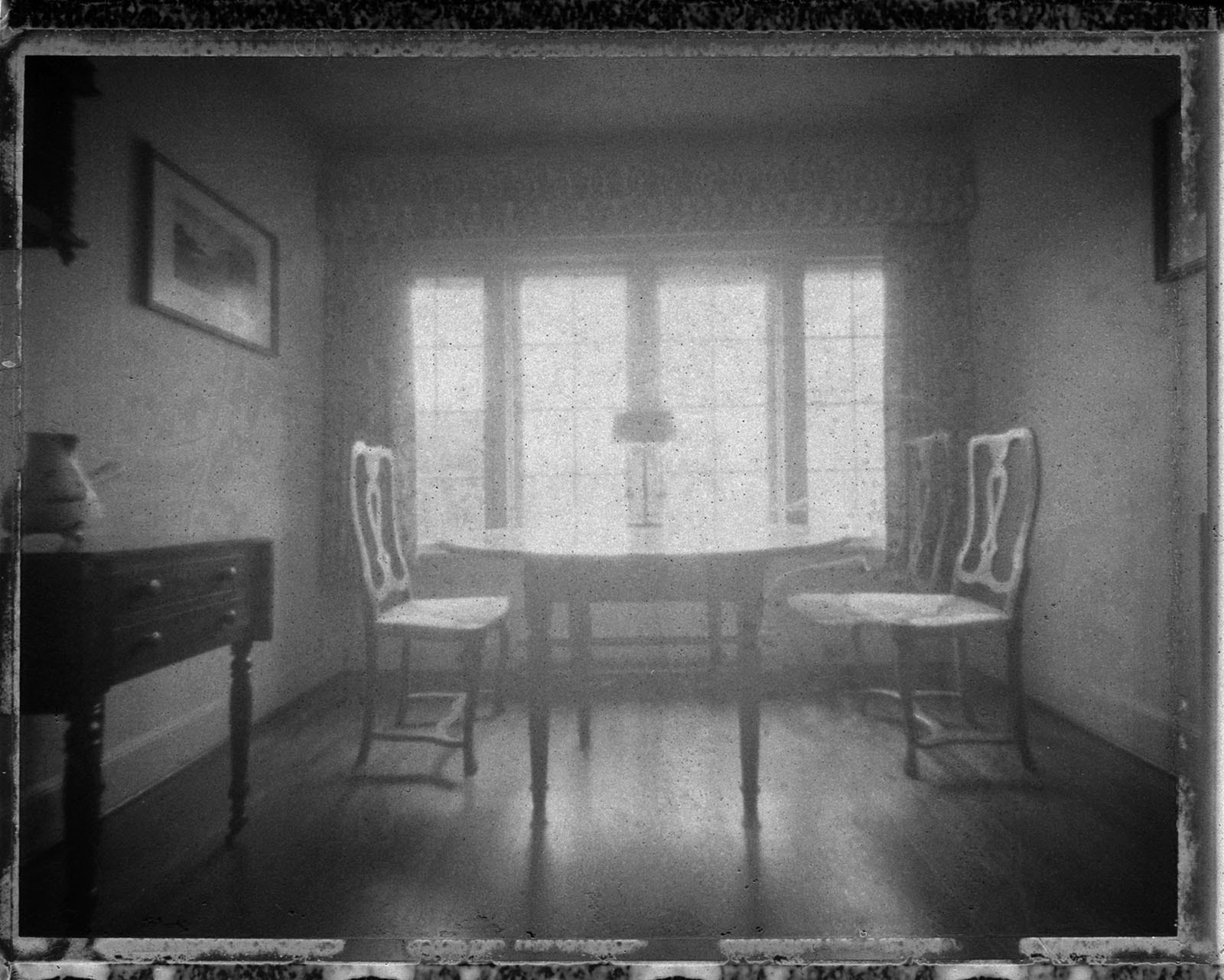 pinhole 1020