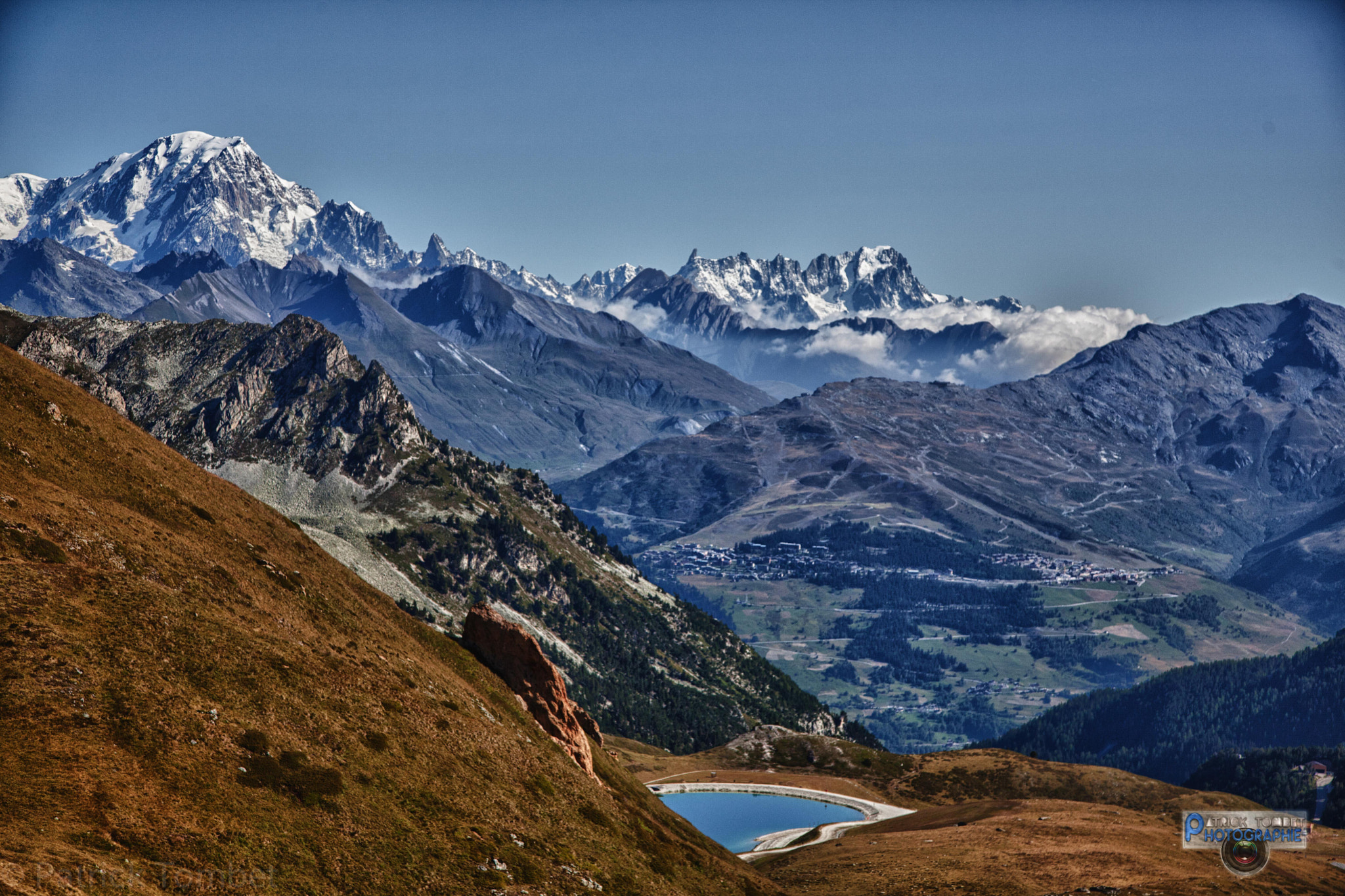 v2?sig=3560208042fd5370deec7c5415e83f5fab4e7b12d81cefb9add67987caf0e3c5