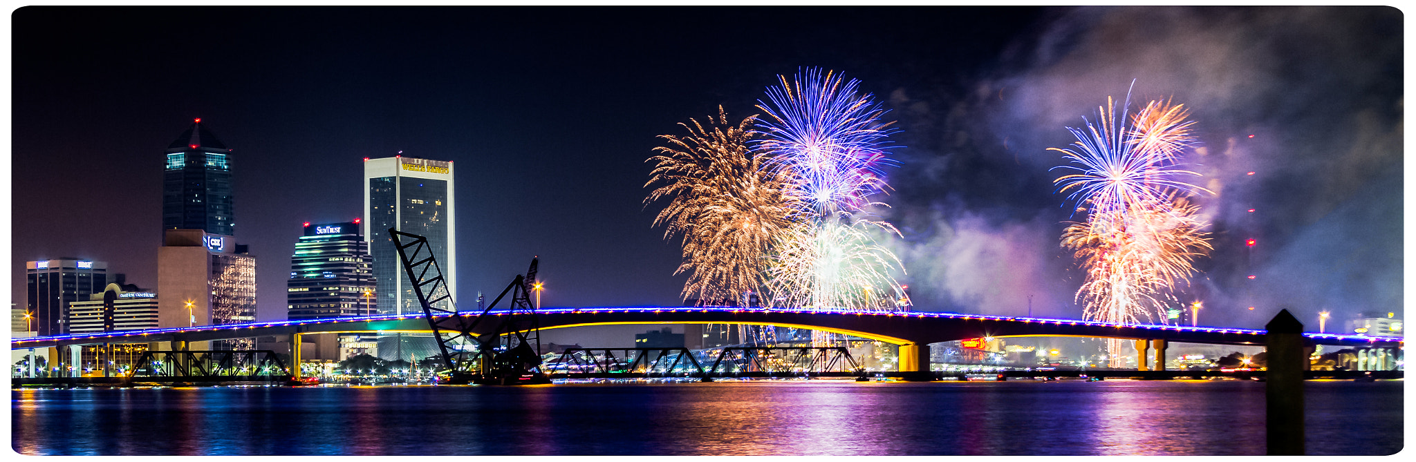 Jacksonville Fireworks by Jeff Turpin Photo 56935360 / 500px