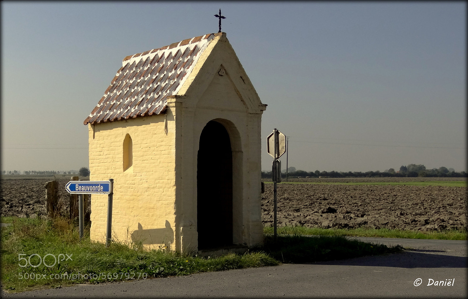 Sony Cyber-shot DSC-HX100V sample photo. The way to beauvoorde ... .. . photography