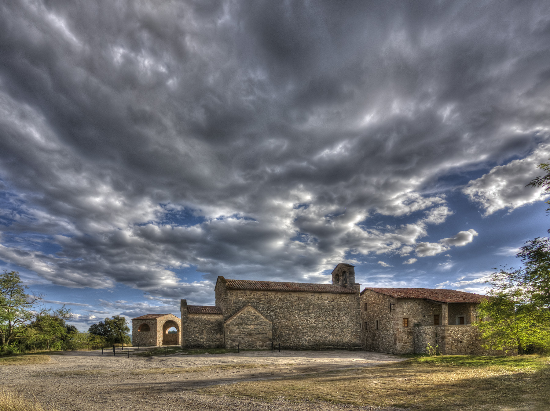 Olympus OM-D E-M5 + Panasonic Lumix G Vario 7-14mm F4 ASPH sample photo. Sant vicenç d'obiols photography