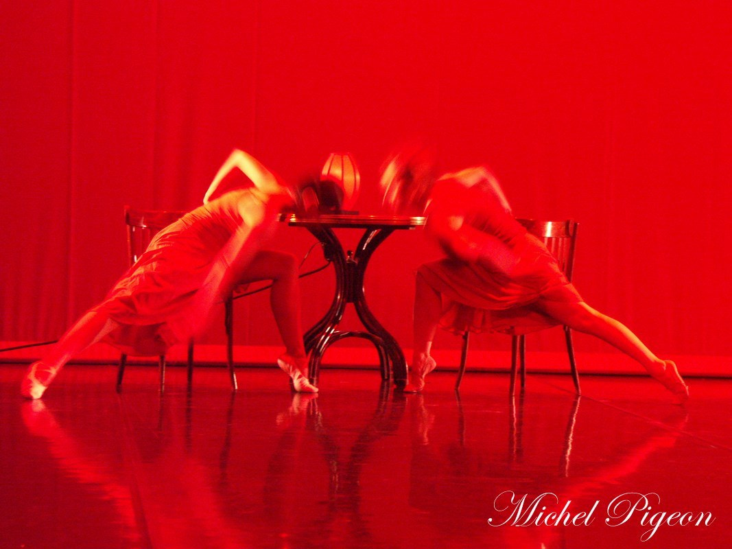 KONICA MINOLTA DiMAGE A2 sample photo. Dance academy photography