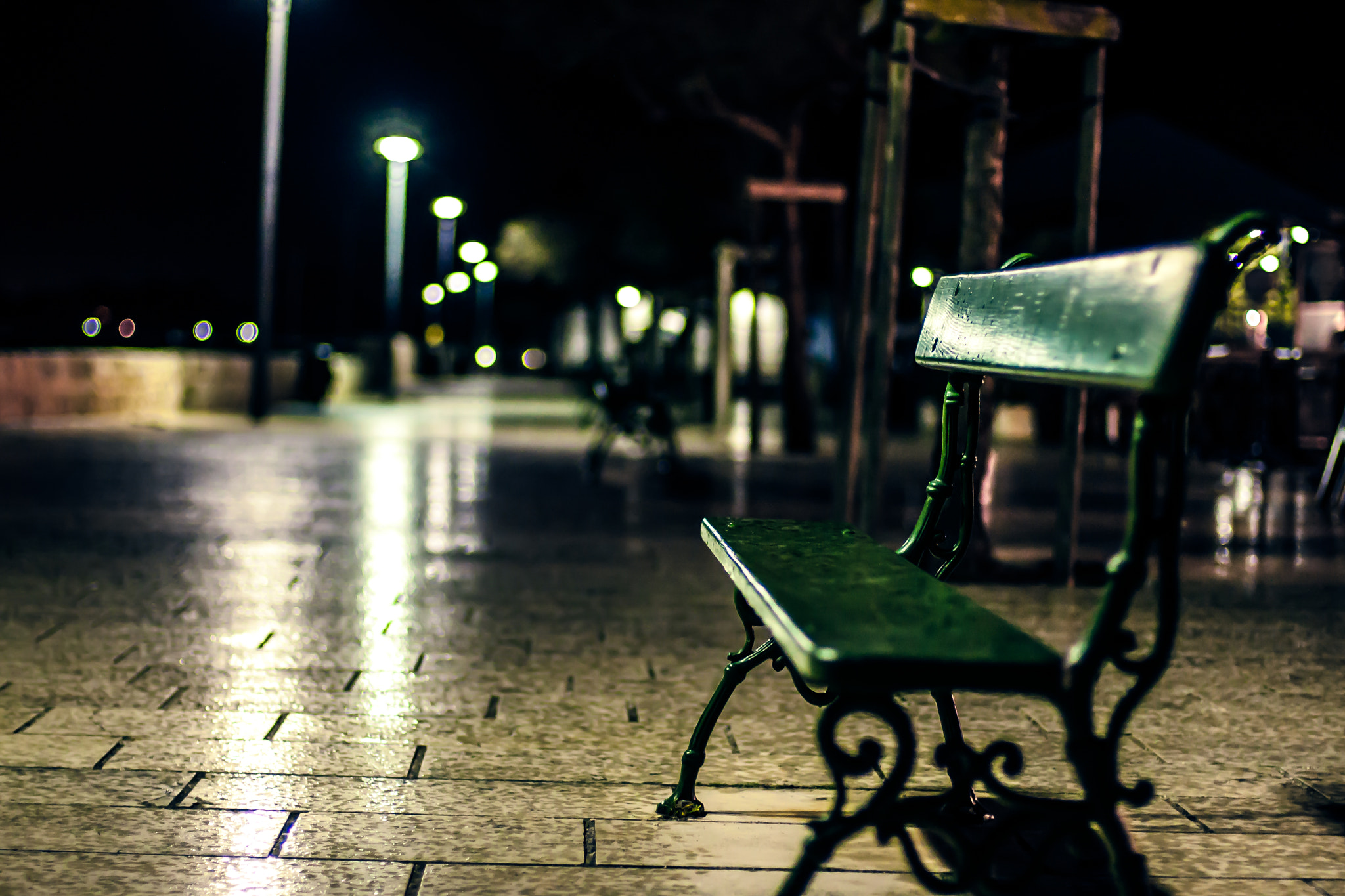 Green bench