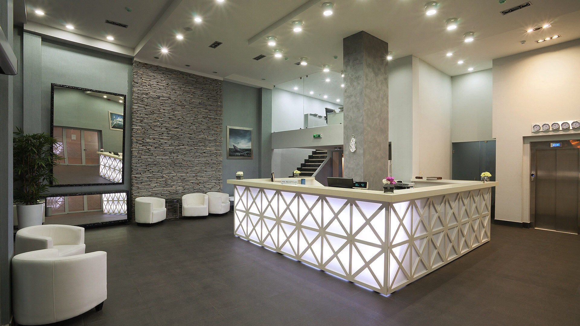 Hotel Reception