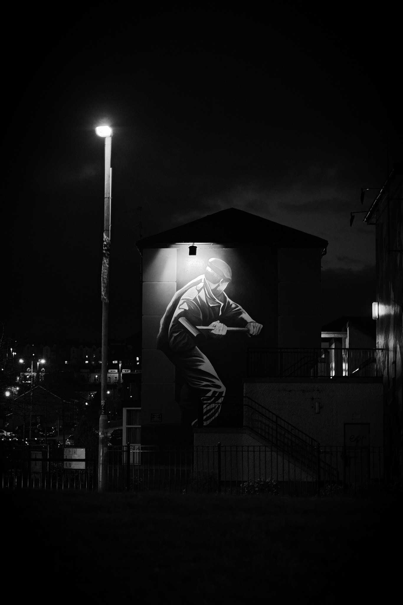 Derry Bogside Mural by Night