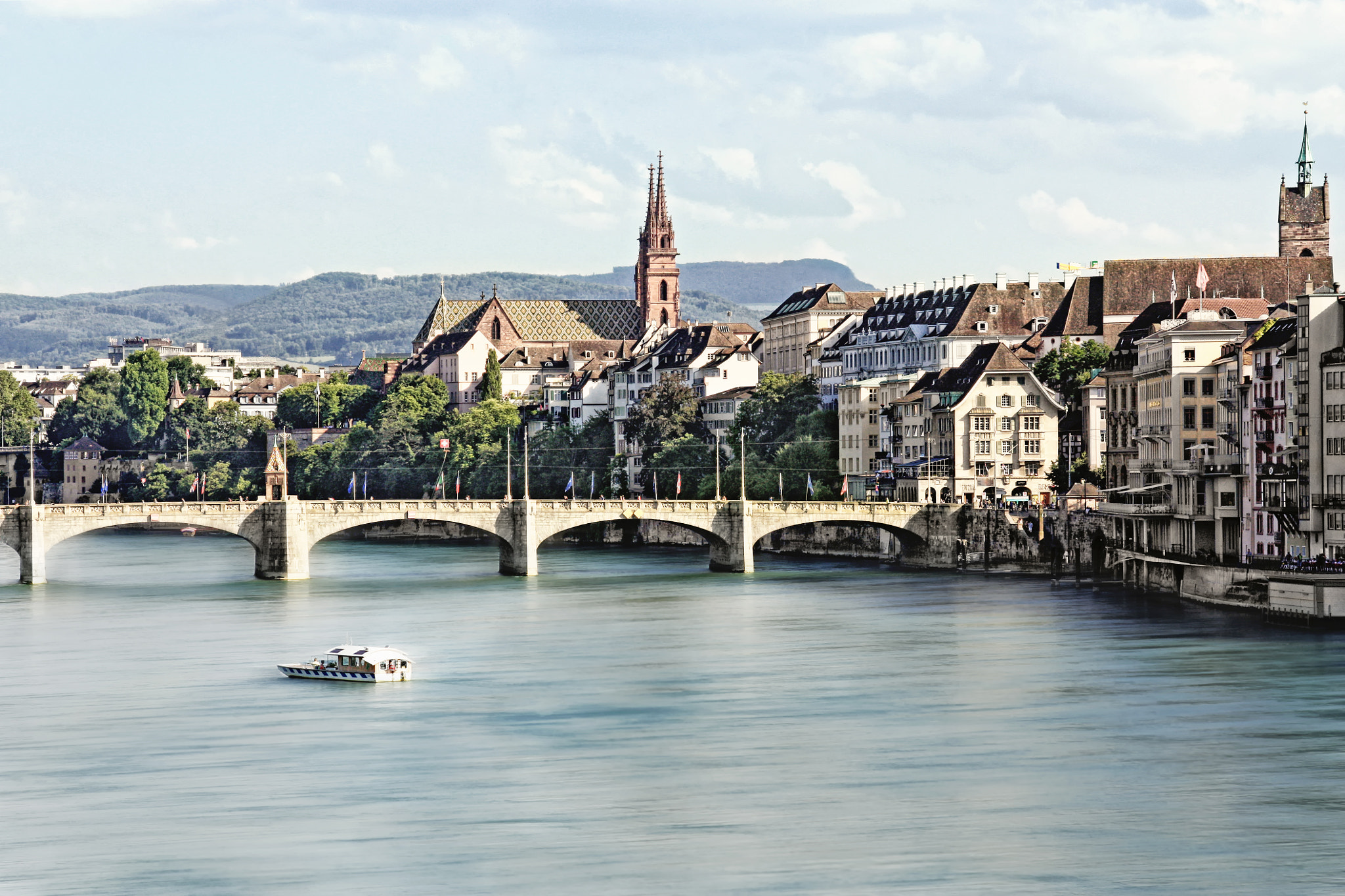 v2?sig=39b54d949109c665c08708fd244848d6c01ee460d4bf2120b0e77d422c8e4e4d