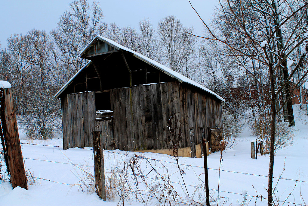The Barn in the Snow by Jennifer Williams on 500px.com