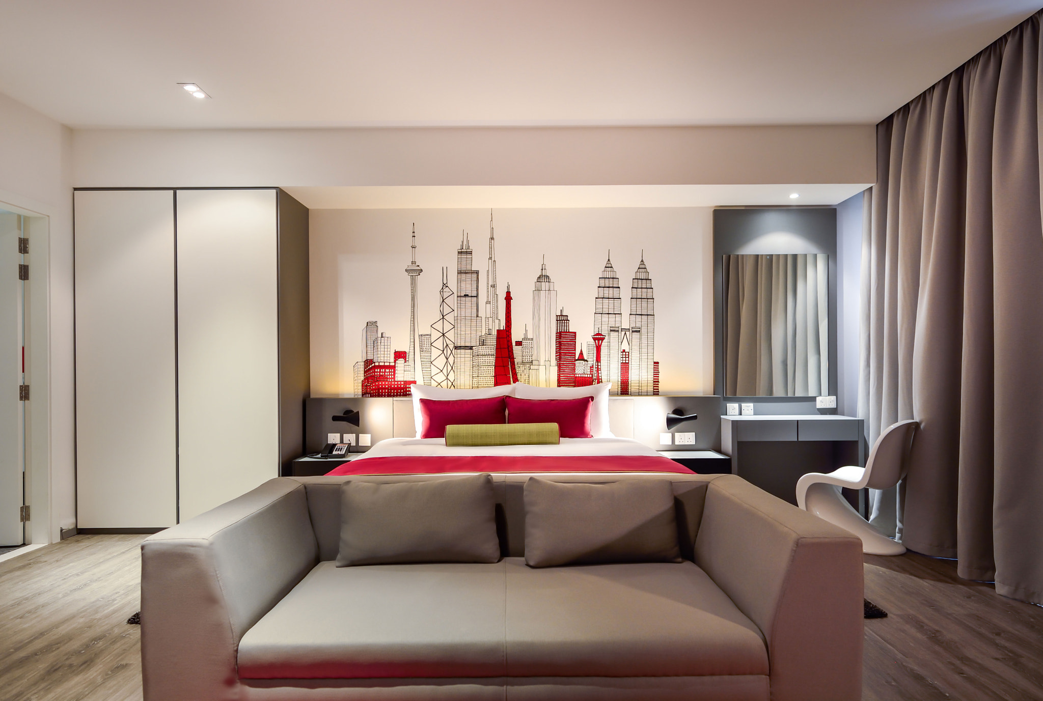 Upper Plaza Apartments - Hawthorn Suites By Wyndham