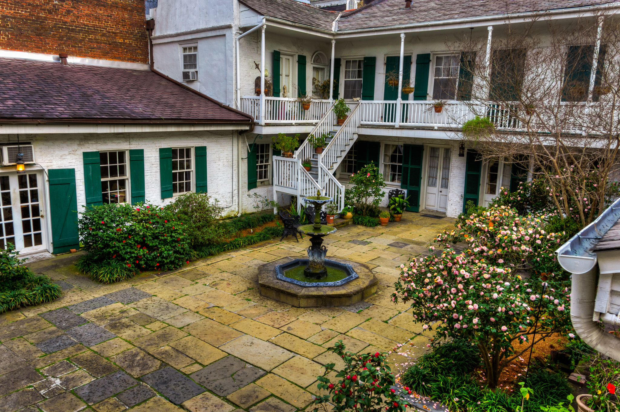 Beauregard/Keyes Courtyard