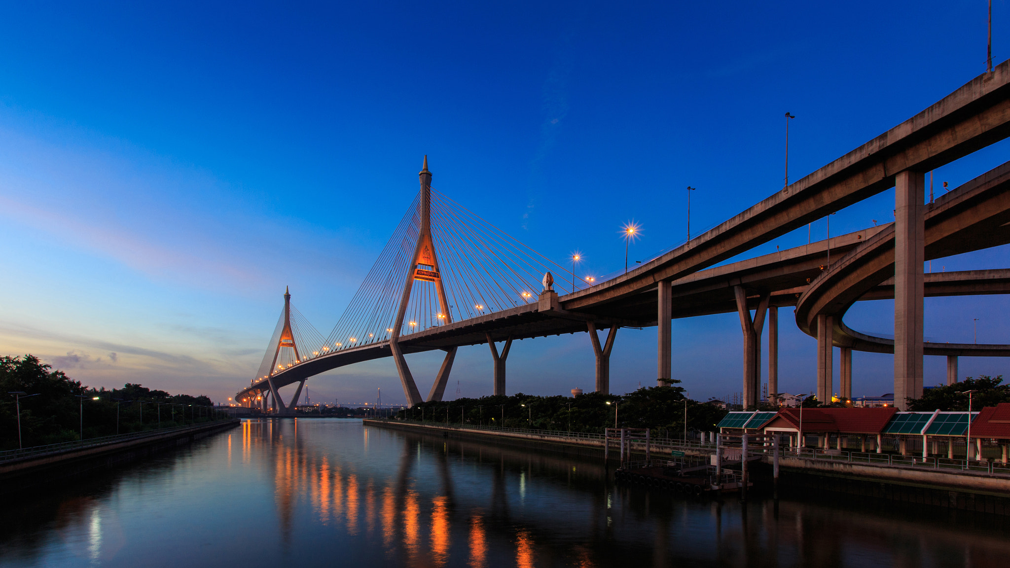 Bhumibol Bridge