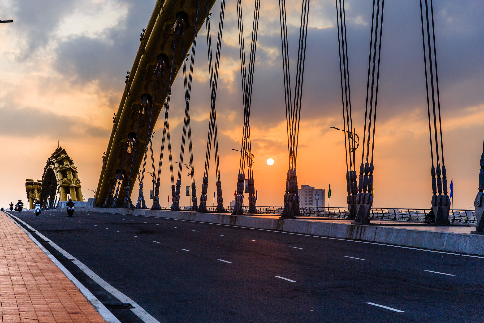 Da Nang dragon bridge
