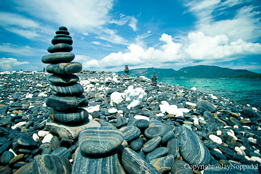 Beautiful Rocks by Noppadol Pannarai / 500px