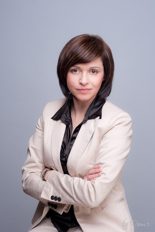Business portrait of beautiful business woman by Olexiy Myronchenko / 500px