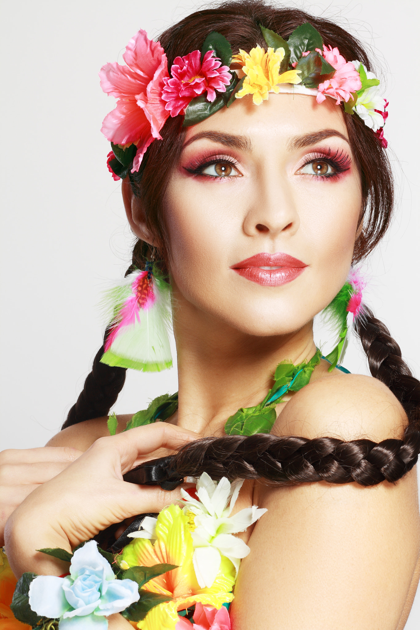 Hawaiian girl make up