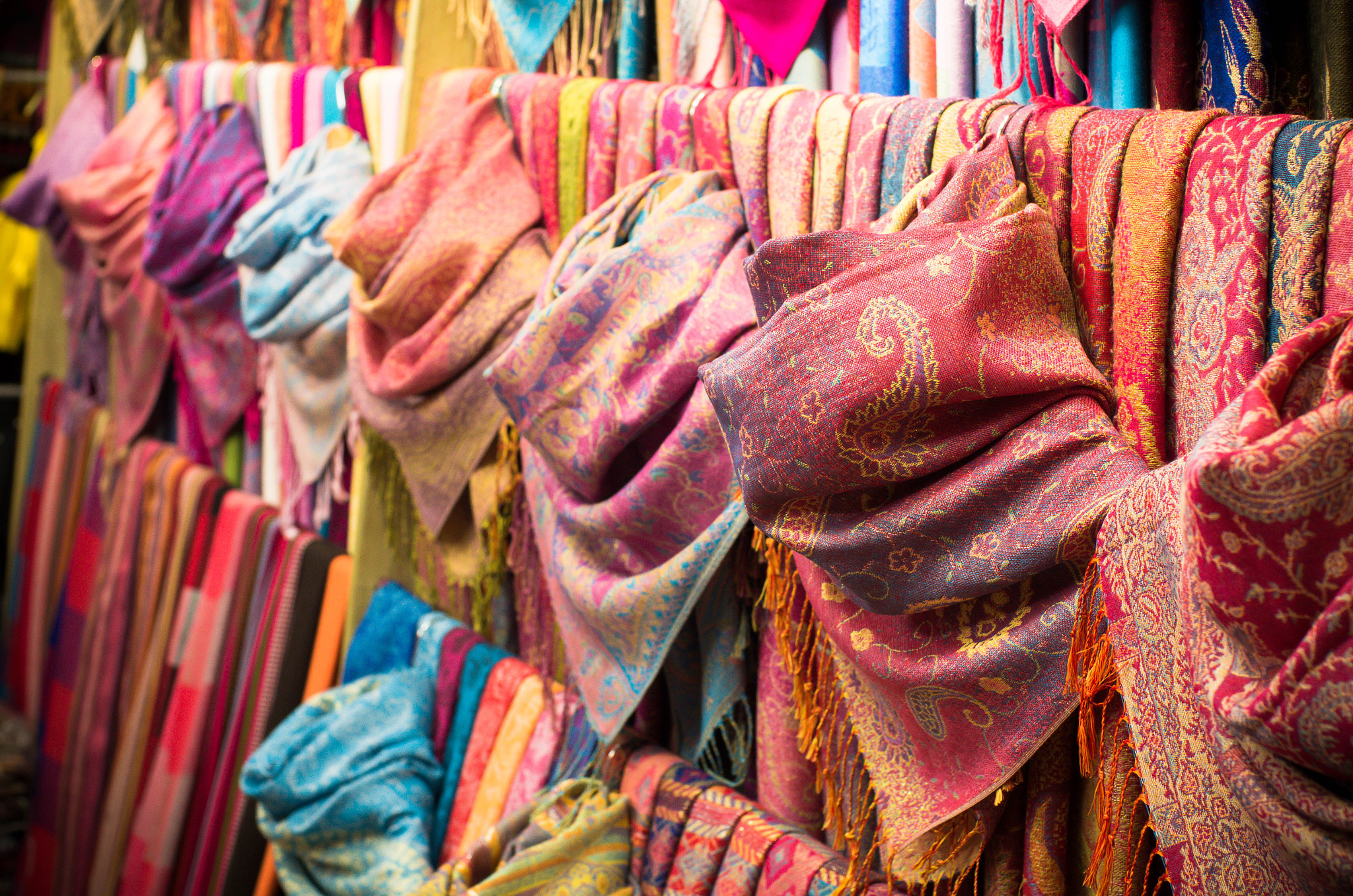 The neck scarf of China