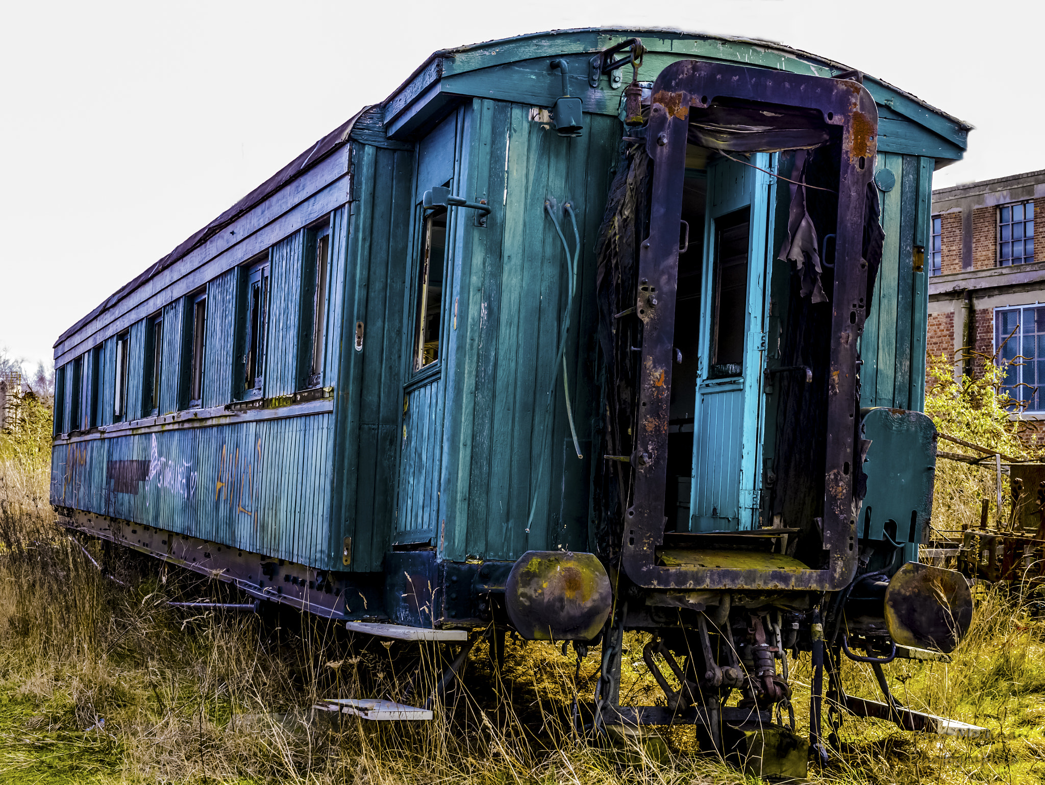 Sigma 30mm F2.8 DN Art sample photo. Le wagon bleu de ma vie... photography