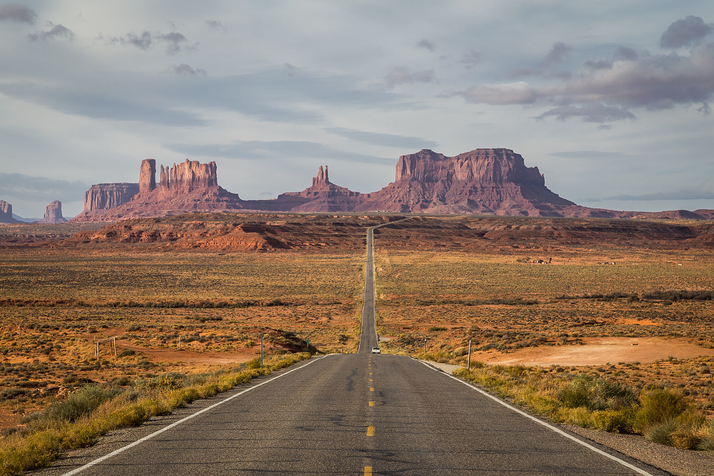 Approach to Monument Valley by Aric Jaye on 500px.com