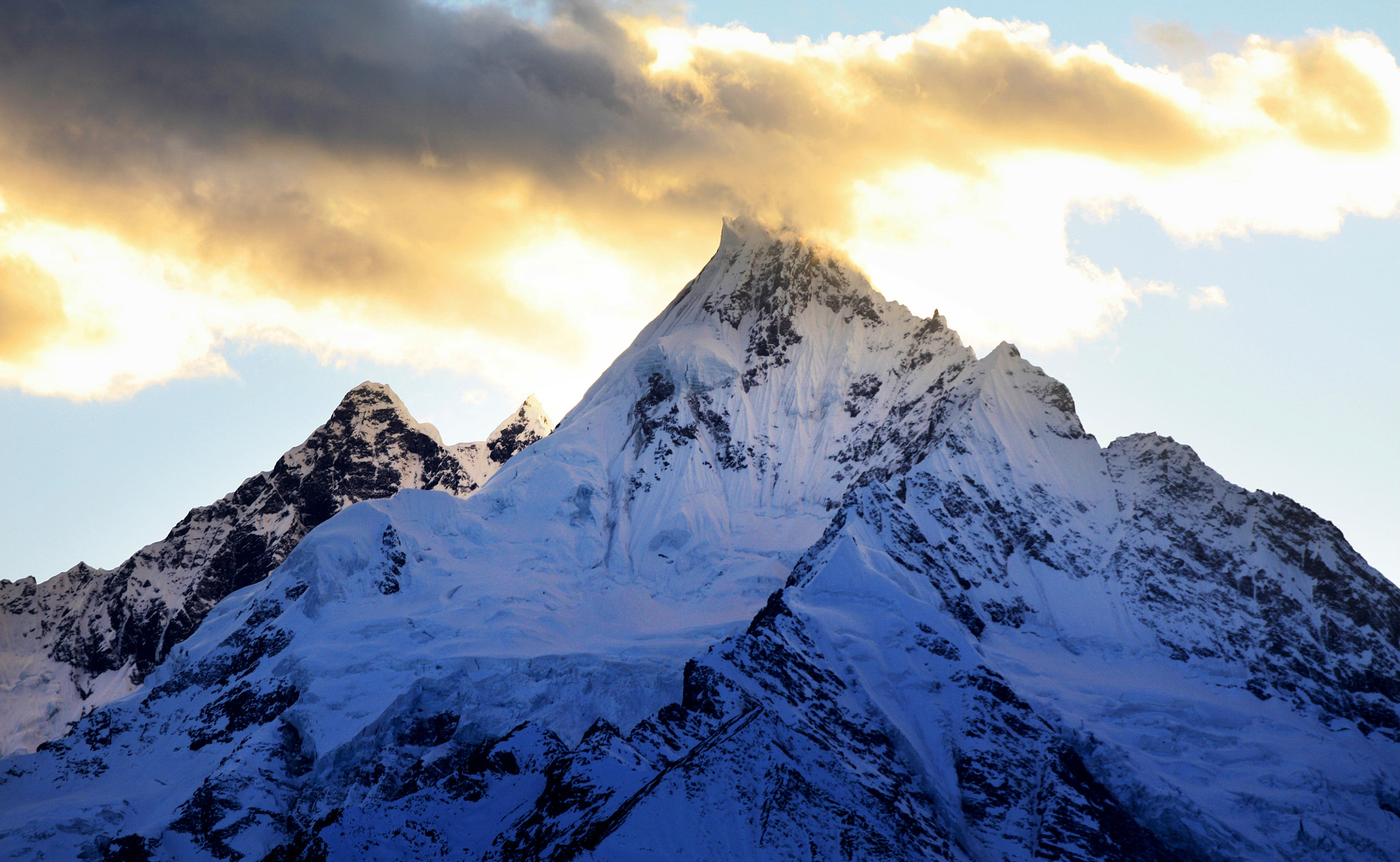 The mountain clouds