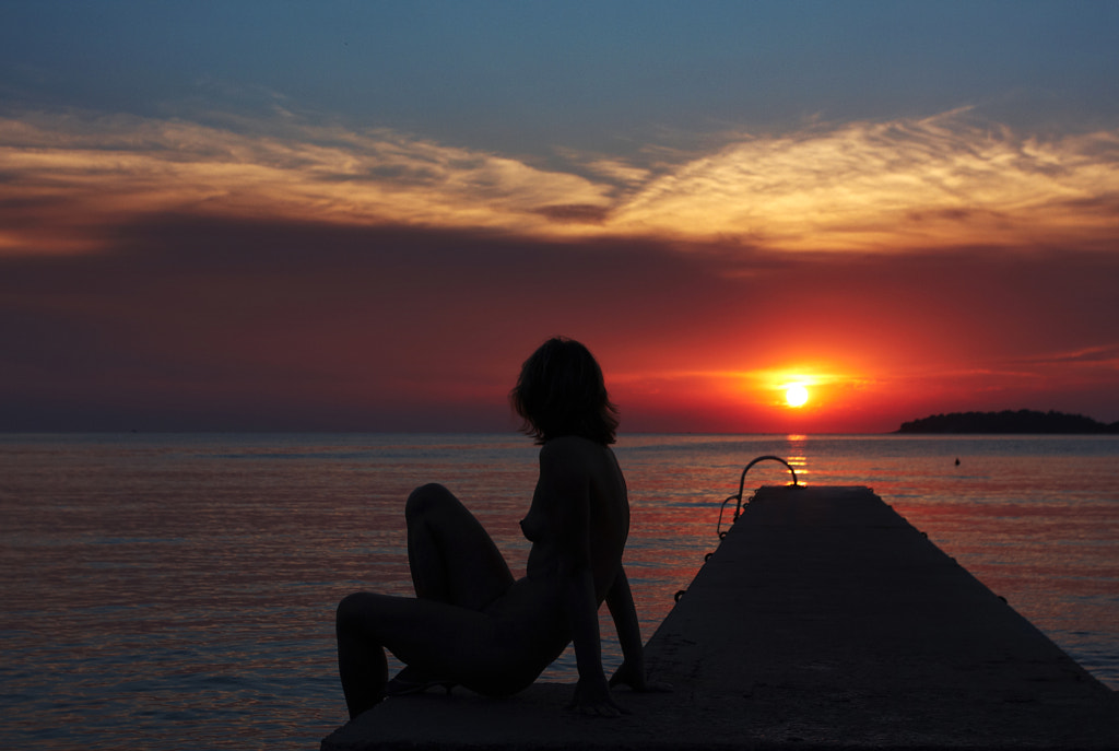 Contemplazione del rosso by Andrea Mirabilio on 500px.com