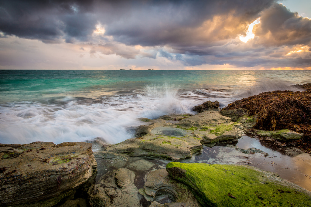 Burns Beach by Raoul Bridgford on 500px.com