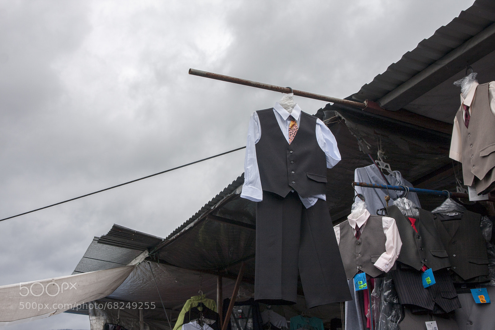 Canon EOS 40D sample photo. Buying in clouds photography