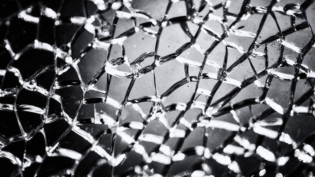 CRACK 3 by Wojciech Sciepko on 500px.com