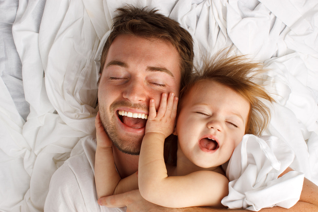 Father and daughter laughing and bonding by Mark Carper on 500px.com