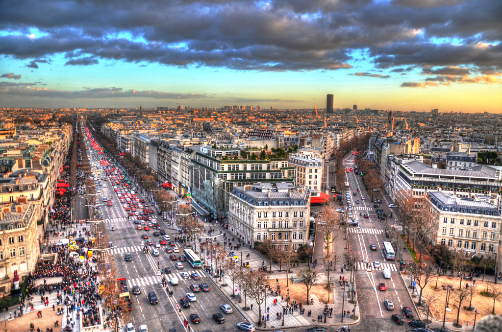 Photograph Champs-Élysées by Mohamed Raouf on 500px
