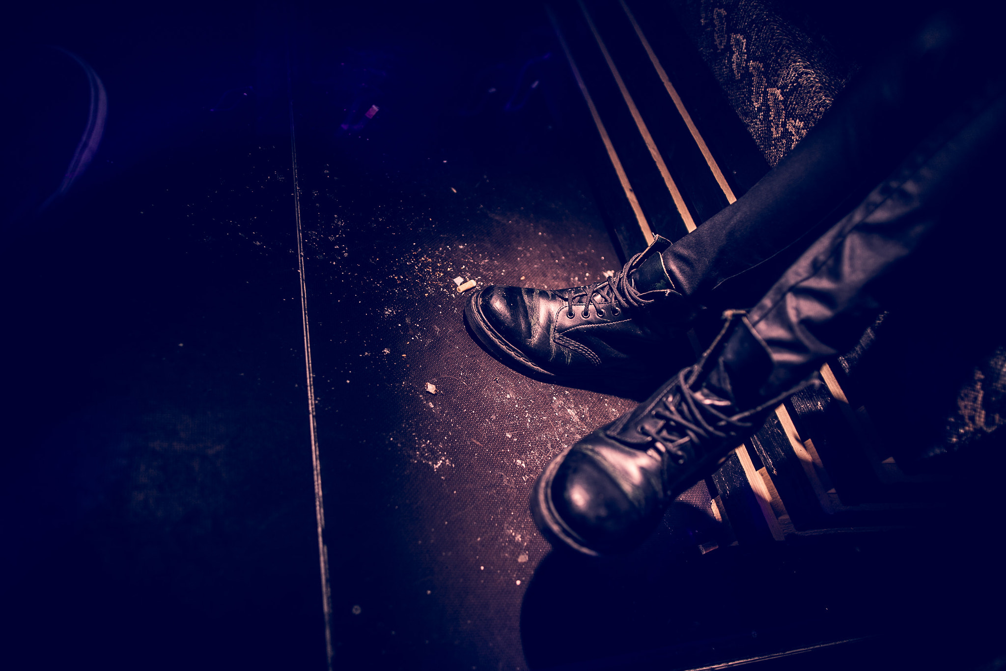 show me your shoes